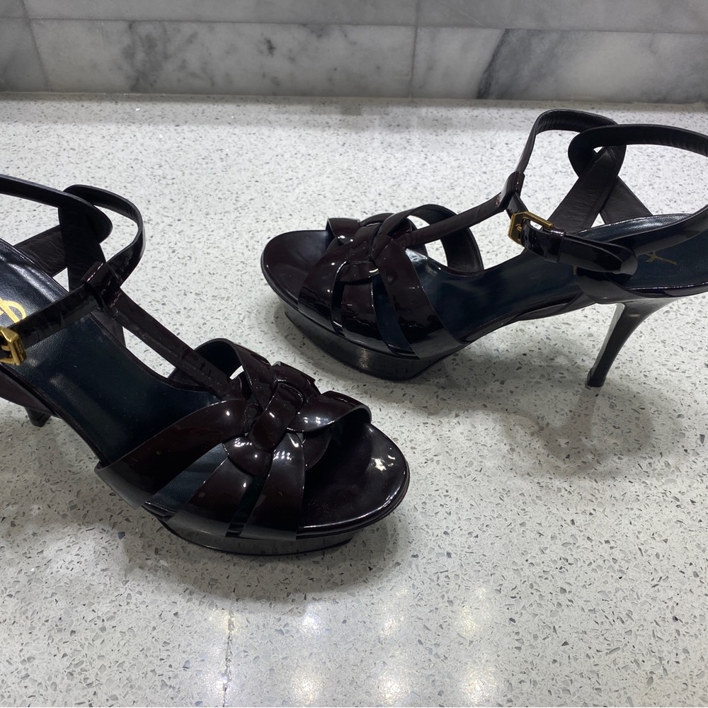 YSL TRIBUTE SANDAL